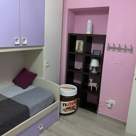 Train Station شقة *